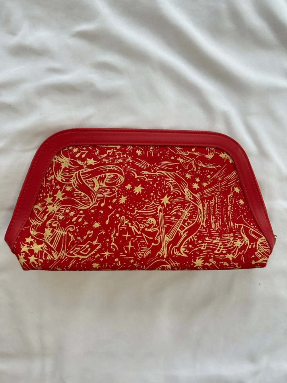 NWT Carolina Herrera Holiday Opera Special Edition Cosmetic Bag - Red & Gold